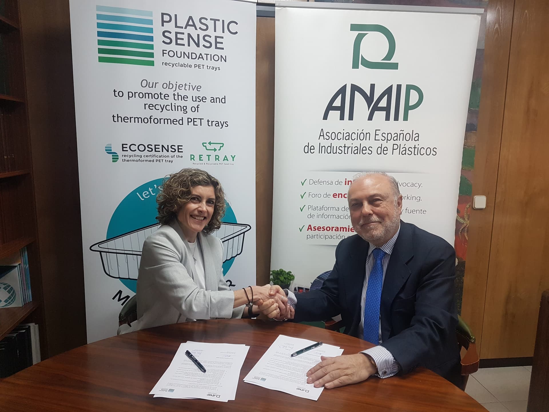 ANAIP y la Fundación PLASTIC SENSE firman un convenio para apoyarse en la promoción del reciclaje